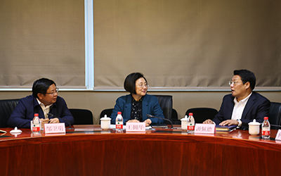 濟南市委常委、統(tǒng)戰(zhàn)部長王擁華一行蒞臨泰豪調(diào)研考察